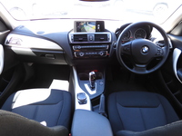 BMW 1シリーズ 118i  　極上車★走行9,900㎞★