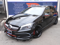 AMG Aクラス A45 4 AMG ブラックエディション１