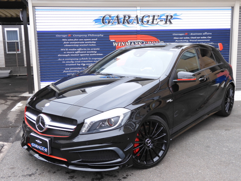AMG Aクラス A45 4 AMG ブラックエディション１