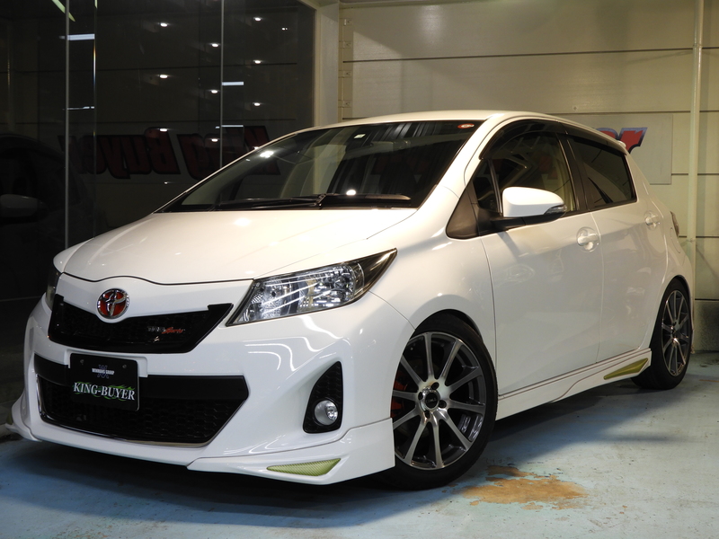 トヨタ ヴィッツ RS