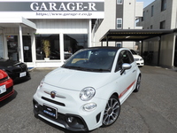 アバルト 595C ツーリズモ　弊社直仕入れ　ワンオーナー車