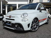 アバルト 595C ツーリズモ　弊社直仕入れ　ワンオーナー車