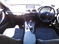 BMW 3シリーズ 320d