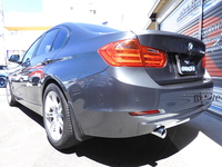 BMW 3シリーズ 320d