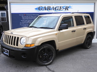 ジープ パトリオット スポーツ　4WD