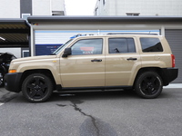 ジープ パトリオット スポーツ　4WD