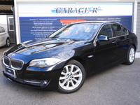 BMW 5シリーズ 528i