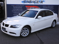 BMW 3シリーズ 320i