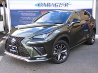 レクサス NX 300h　Fスポーツ