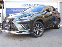 レクサス NX 300h　Fスポーツ