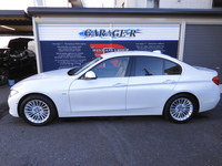 BMW 3シリーズ 320d ラグジュアリー
