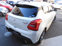 7460ef13 cb78 4fe7 b410 f2174efe7f11 sm