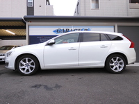 ボルボ V60 T4 SE
