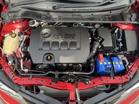 トヨタ オーリス RS Sパッケージ シャア専用オーリス