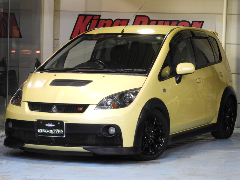 GARAGE-R