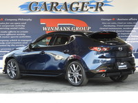 マツダ MAZDA3 15S ツーリング