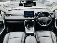 トヨタ RAV4 ハイブリッドG